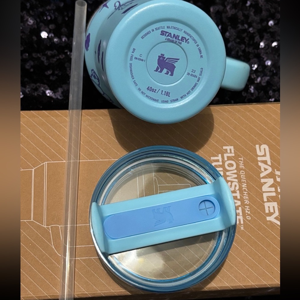 Stanley Blue and White Kids Tumbler with Stitch Charm - Picture 6 of 7